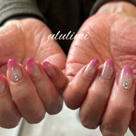 土岐市のネイルサロンululimiによるジェルネイル・ハンドケア