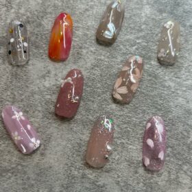 土岐市のネイルサロンululimiによるジェルネイル・ハンドケア